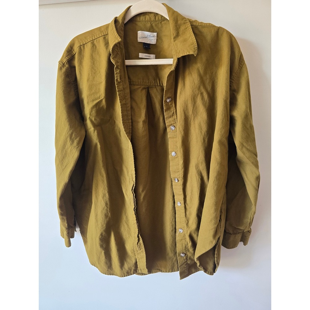 Universal Thread Womens Oversized Cotton Button Down Shirt Olive Green Small